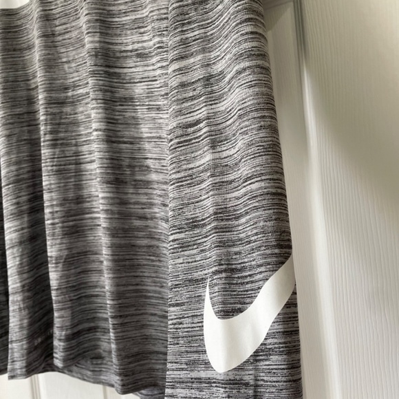 Men’s Nike Elite long sleeve Dri-fit shirt - Size L - Picture 2 of 3